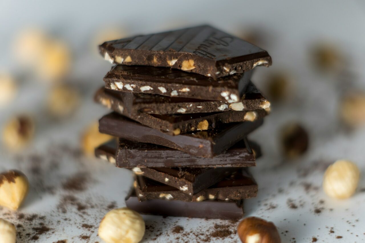 What’s the outcome when you consume chocolate from Shrooms Delivery? This father experienced non-stop laughter.